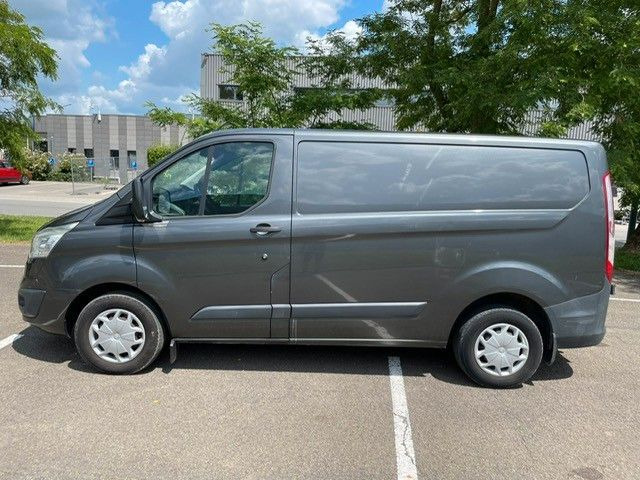 Ford Transit Custom 2.2TDCI. Klima. Navi. Kamera. CC. - Kleine bestelwagen: afbeelding 2 Ford Transit Custom 2.2TDCI. Klima. Navi. Kamera. CC. - Kleine bestelwagen: afbeelding 2