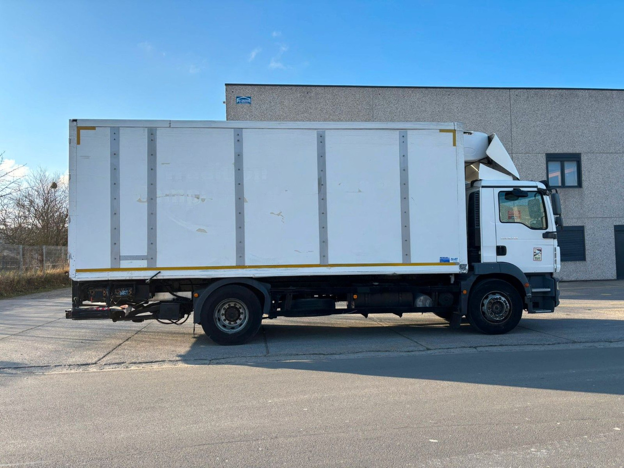 MAN TGM 18.340 Rohrbahnen - Fleish/meat - Koelwagen vrachtwagen: afbeelding 2 MAN TGM 18.340 Rohrbahnen - Fleish/meat - Koelwagen vrachtwagen: afbeelding 2