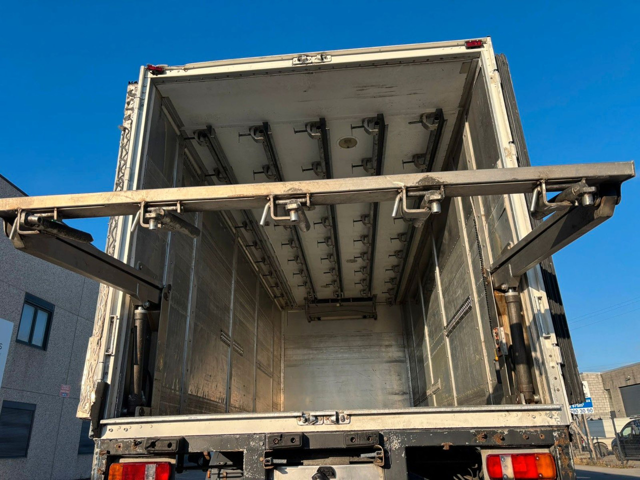 MAN TGM 18.340 Rohrbahnen - Fleish/meat - Koelwagen vrachtwagen: afbeelding 1 MAN TGM 18.340 Rohrbahnen - Fleish/meat - Koelwagen vrachtwagen: afbeelding 1