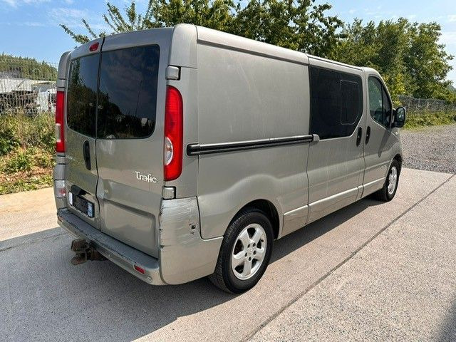 Renault Trafic dCi150. Doka. Klima. Navi. Tempomat. - Kleine bestelwagen, Bestelwagen met dubbele cabine: afbeelding 4 Renault Trafic dCi150. Doka. Klima. Navi. Tempomat. - Kleine bestelwagen, Bestelwagen met dubbele cabine: afbeelding 4