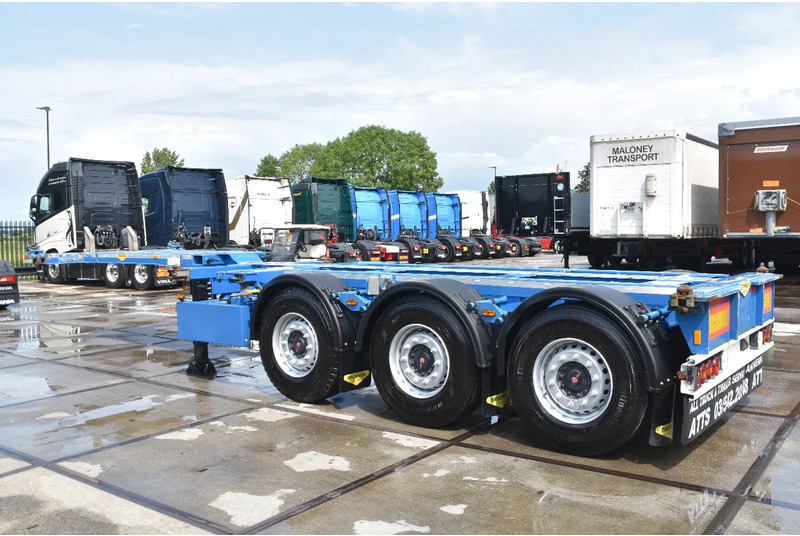 Broshuis MFCC - LIFT AXLE - SAF AXLES - DISC BRAKES - 2 x EXTENDABLE - EXCELLENT CONDITION - - Containertransporter/ Wissellaadbak oplegger: afbeelding 4 Broshuis MFCC - LIFT AXLE - SAF AXLES - DISC BRAKES - 2 x EXTENDABLE - EXCELLENT CONDITION - - Containertransporter/ Wissellaadbak oplegger: afbeelding 4