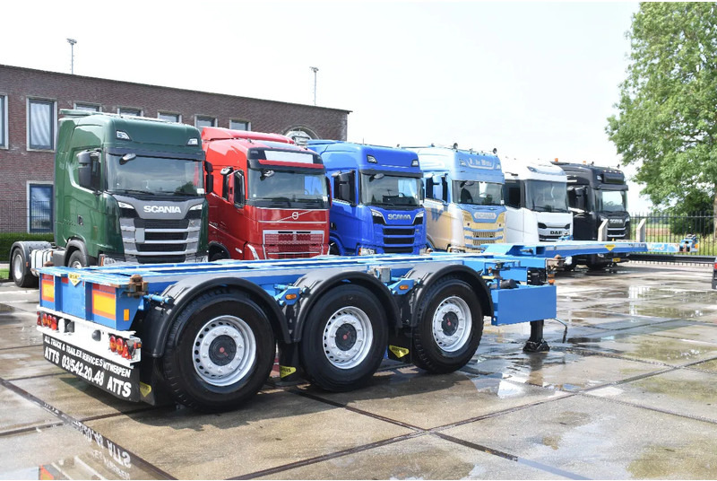 Broshuis MFCC - LIFT AXLE - SAF AXLES - DISC BRAKES - 2 x EXTENDABLE - EXCELLENT CONDITION - - Containertransporter/ Wissellaadbak oplegger: afbeelding 2 Broshuis MFCC - LIFT AXLE - SAF AXLES - DISC BRAKES - 2 x EXTENDABLE - EXCELLENT CONDITION - - Containertransporter/ Wissellaadbak oplegger: afbeelding 2