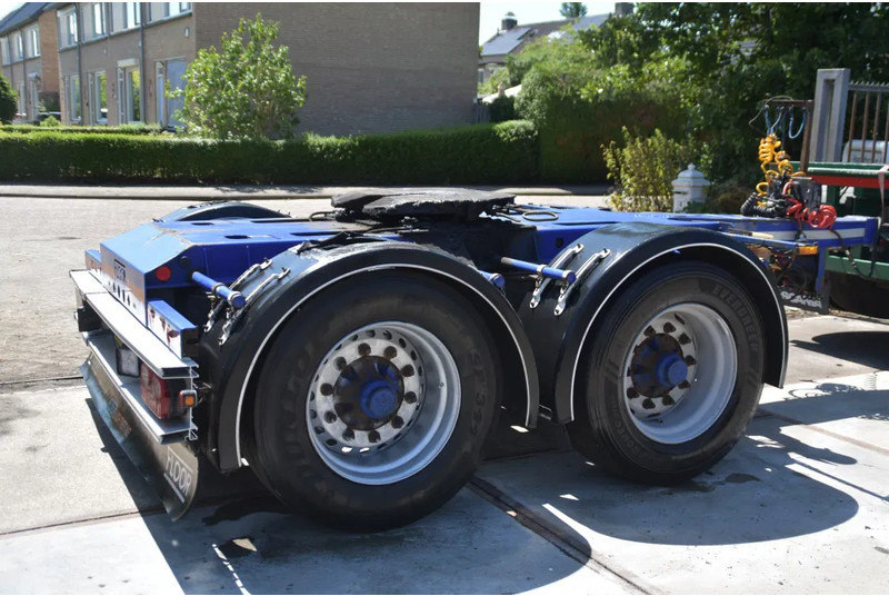 Floor FLMA-18 - DOLLY - BPW AXLES - DRUM BRAKES - CENTRAL LUBRICATION - WABCO SMARTBOARD - - Dolly aanhanger: afbeelding 4 Floor FLMA-18 - DOLLY - BPW AXLES - DRUM BRAKES - CENTRAL LUBRICATION - WABCO SMARTBOARD - - Dolly aanhanger: afbeelding 4