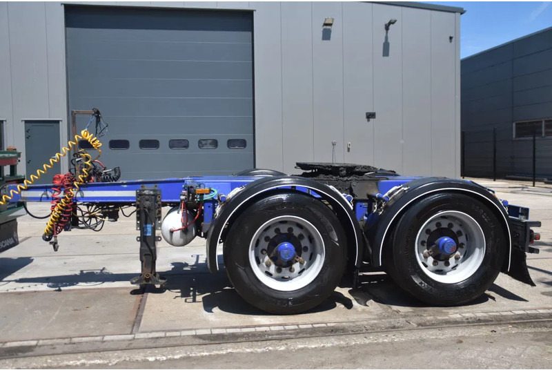 Floor FLMA-18 - DOLLY - BPW AXLES - DRUM BRAKES - CENTRAL LUBRICATION - WABCO SMARTBOARD - - Dolly aanhanger: afbeelding 2 Floor FLMA-18 - DOLLY - BPW AXLES - DRUM BRAKES - CENTRAL LUBRICATION - WABCO SMARTBOARD - - Dolly aanhanger: afbeelding 2
