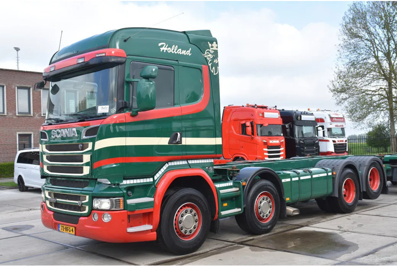 Scania R520 HL V8 8x2 - EURO 6 - MANUAL - RETARDER - WHEELBASE: 510 cm - 10 TONS FRONT AXLE - XENON - - Containertransporter/ Wissellaadbak vrachtwagen: afbeelding 1 Scania R520 HL V8 8x2 - EURO 6 - MANUAL - RETARDER - WHEELBASE: 510 cm - 10 TONS FRONT AXLE - XENON - - Containertransporter/ Wissellaadbak vrachtwagen: afbeelding 1