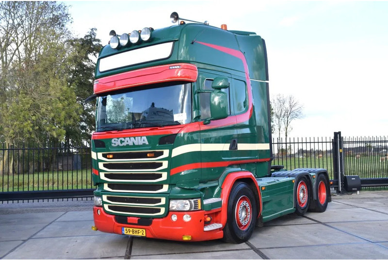 Scania R490 TL 6x2/4 - RETARDER - ACC - DIFF. LOCK - 2 x FUEL TANKS - 2 BEDS - EXCELLENT CONDITION - - Trekker: afbeelding 2 Scania R490 TL 6x2/4 - RETARDER - ACC - DIFF. LOCK - 2 x FUEL TANKS - 2 BEDS - EXCELLENT CONDITION - - Trekker: afbeelding 2
