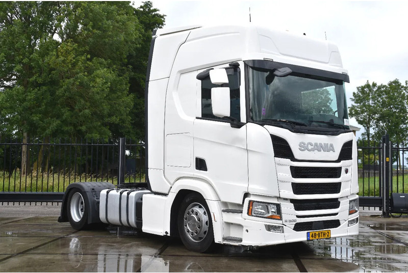 Scania R500 NGS 4x2EB - MEGA - RETARDER - FULL AIR - PARK. AIRCO - 2 x FUEL TANKS - GOOD CONDITION - - Trekker: afbeelding 2 Scania R500 NGS 4x2EB - MEGA - RETARDER - FULL AIR - PARK. AIRCO - 2 x FUEL TANKS - GOOD CONDITION - - Trekker: afbeelding 2