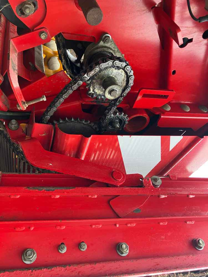 Grimme CS 150 - Aardappelrooier: afbeelding 2 Grimme CS 150 - Aardappelrooier: afbeelding 2