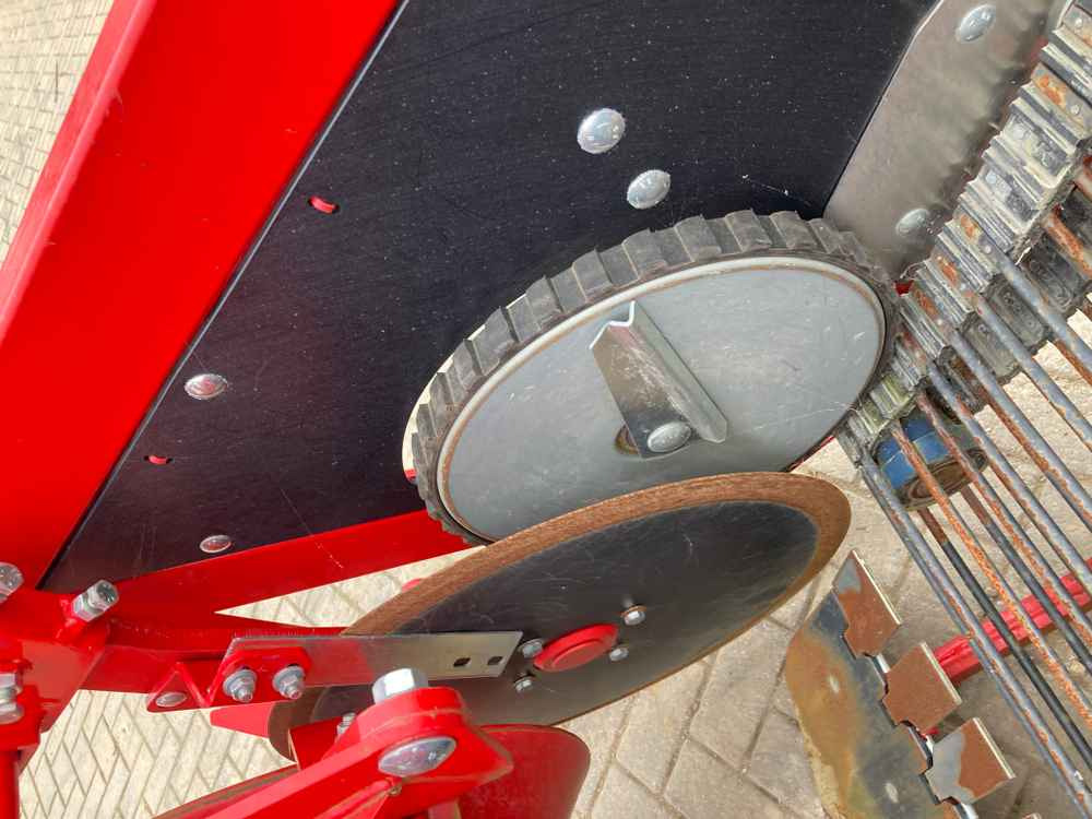 Grimme Grimme WH100 Single Row Potato Windrower - Oogstmachine: afbeelding 5 Grimme Grimme WH100 Single Row Potato Windrower - Oogstmachine: afbeelding 5