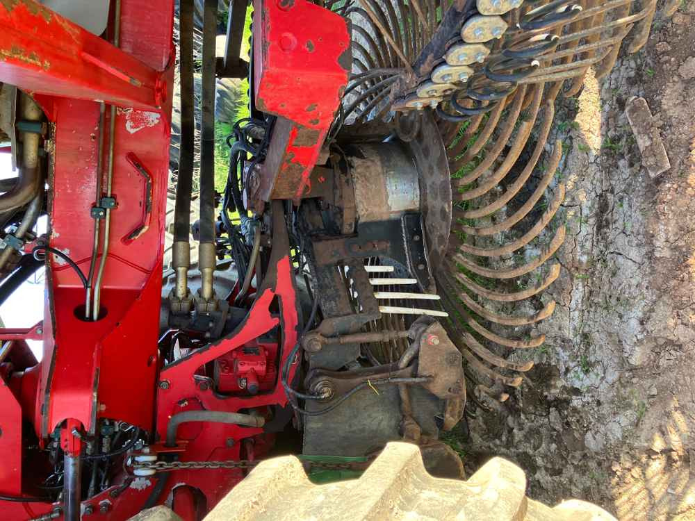 Holmer Holmer T4-40 Self-Propelled Sugarbeet Harvester - Grondbewerking toebehoor: afbeelding 2 Holmer Holmer T4-40 Self-Propelled Sugarbeet Harvester - Grondbewerking toebehoor: afbeelding 2