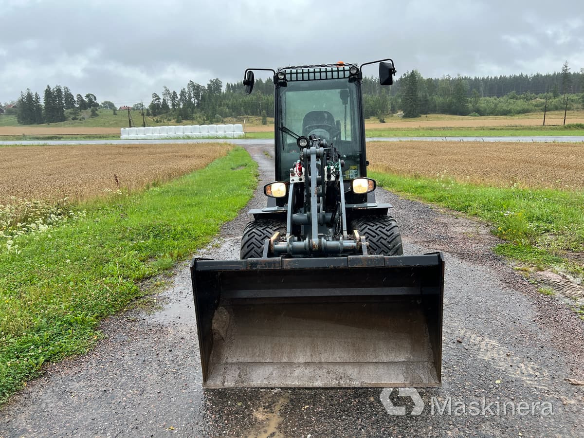 Hjullastare Giant G2700 HD+ X-tra med 4 redskap - Andere machine: afbeelding 2 Hjullastare Giant G2700 HD+ X-tra med 4 redskap - Andere machine: afbeelding 2
