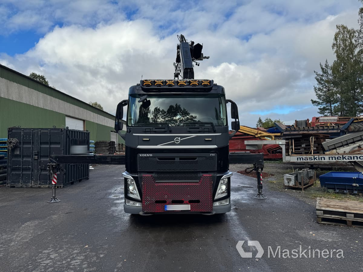 Bodbil Volvo FH 82F med Fassi F820 kran & jib - Vrachtwagen met open laadbak, Kraanwagen: afbeelding 2 Bodbil Volvo FH 82F med Fassi F820 kran & jib - Vrachtwagen met open laadbak, Kraanwagen: afbeelding 2