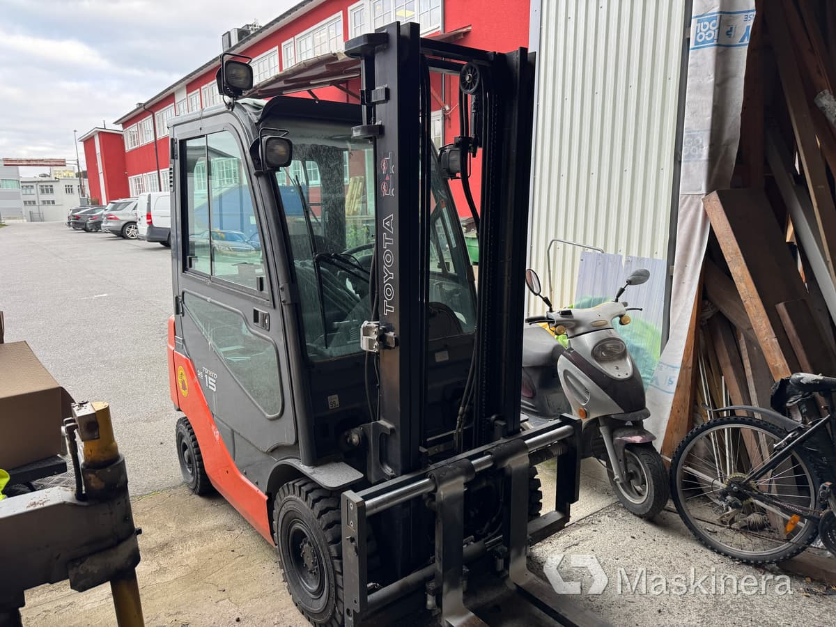 Gaffeltruck Toyota 8FDF15 - Diesel heftruck: afbeelding 3 Gaffeltruck Toyota 8FDF15 - Diesel heftruck: afbeelding 3