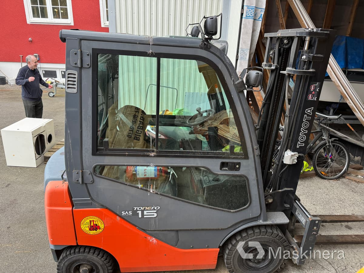 Gaffeltruck Toyota 8FDF15 - Diesel heftruck: afbeelding 4 Gaffeltruck Toyota 8FDF15 - Diesel heftruck: afbeelding 4