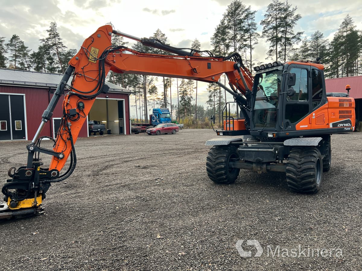 Hjulgrävare Doosan DX140-5 - Rupsgraafmachine: afbeelding 1 Hjulgrävare Doosan DX140-5 - Rupsgraafmachine: afbeelding 1