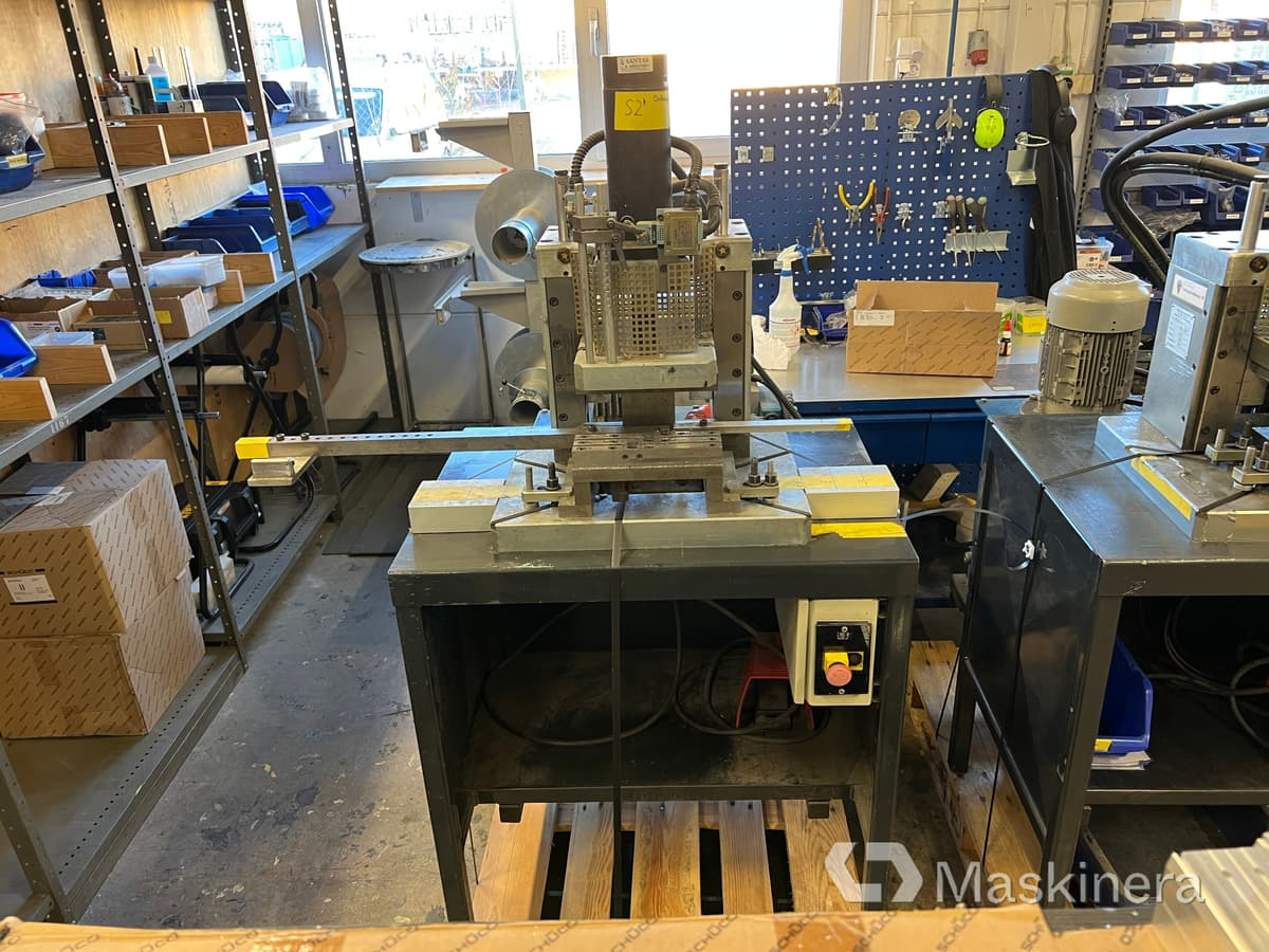 Hydraulisk press Santas Mekaniska DS88 - Kantbank: afbeelding 2 Hydraulisk press Santas Mekaniska DS88 - Kantbank: afbeelding 2