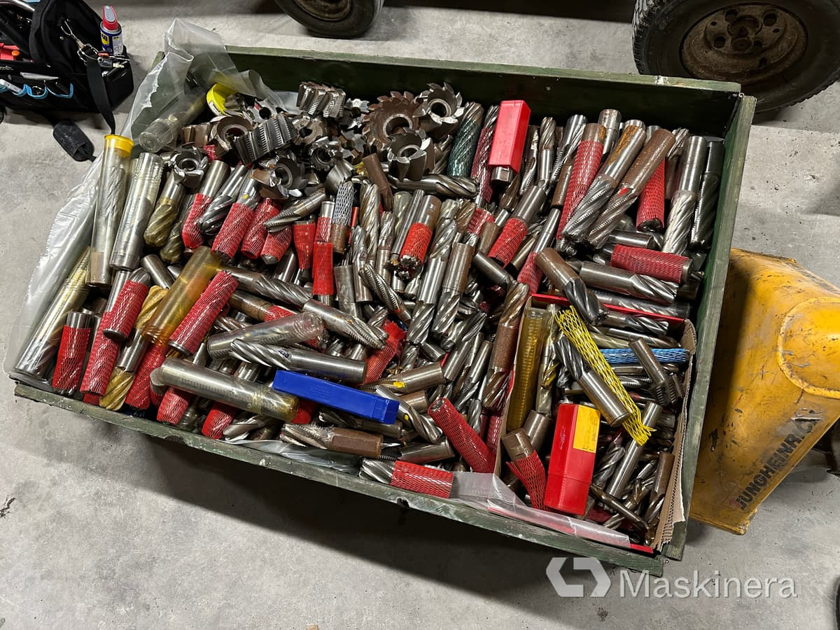 Radiefräsar HSCo ett parti - Industriële machine: afbeelding 1 Radiefräsar HSCo ett parti - Industriële machine: afbeelding 1