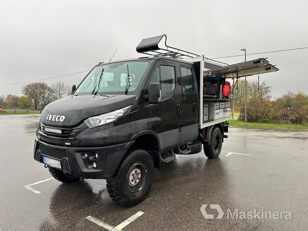Iveco Daily 55-180 4x4 3.0 Arbetsbil Iveco Daily 4x4 3.0 - Gesloten bestelwagen: afbeelding 1 Iveco Daily 55-180 4x4 3.0 Arbetsbil Iveco Daily 4x4 3.0 - Gesloten bestelwagen: afbeelding 1