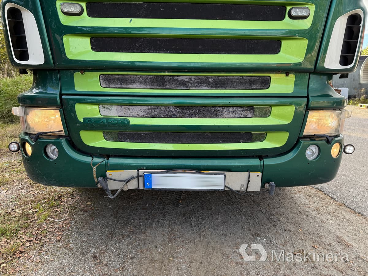 Haakarmsysteem vrachtwagen Lastväxlare Scania R420 6X4 Tridem med maskinflak och grusflak: afbeelding 13