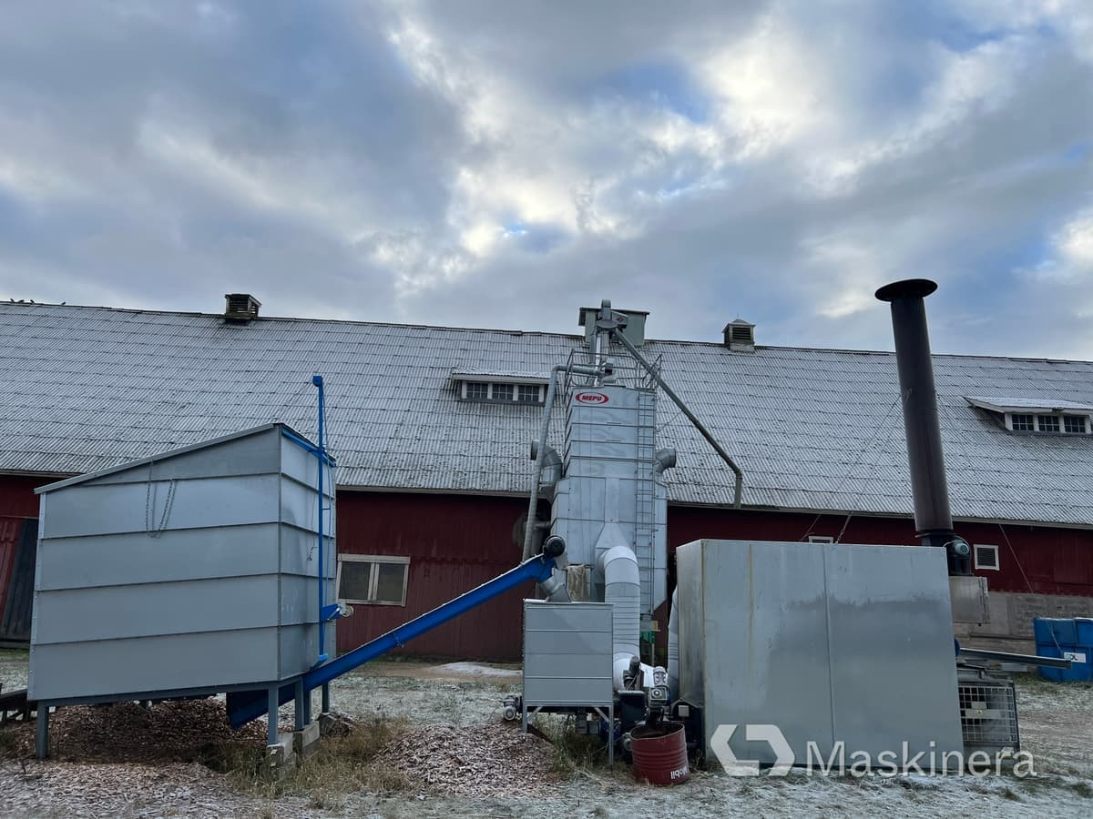 Mepu M365K & Mabre GDS 580 C65 Spannmålstork Mepu M365 K med flispanna Mabre GDS580C65 - Apparatuur na de oogst: afbeelding 5 Mepu M365K & Mabre GDS 580 C65 Spannmålstork Mepu M365 K med flispanna Mabre GDS580C65 - Apparatuur na de oogst: afbeelding 5