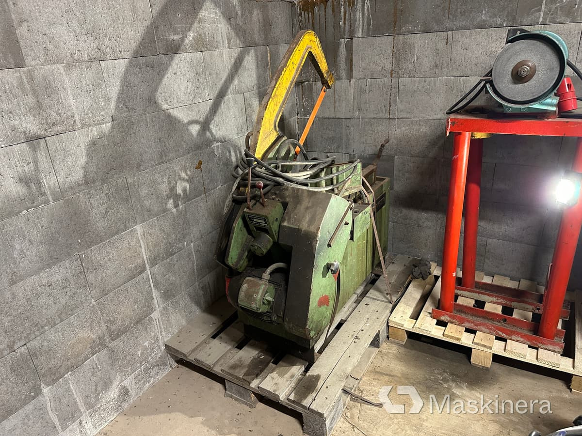 Metallsåg Behringer Super 215 PU4 - Houtbewerkingsmachine: afbeelding 1 Metallsåg Behringer Super 215 PU4 - Houtbewerkingsmachine: afbeelding 1