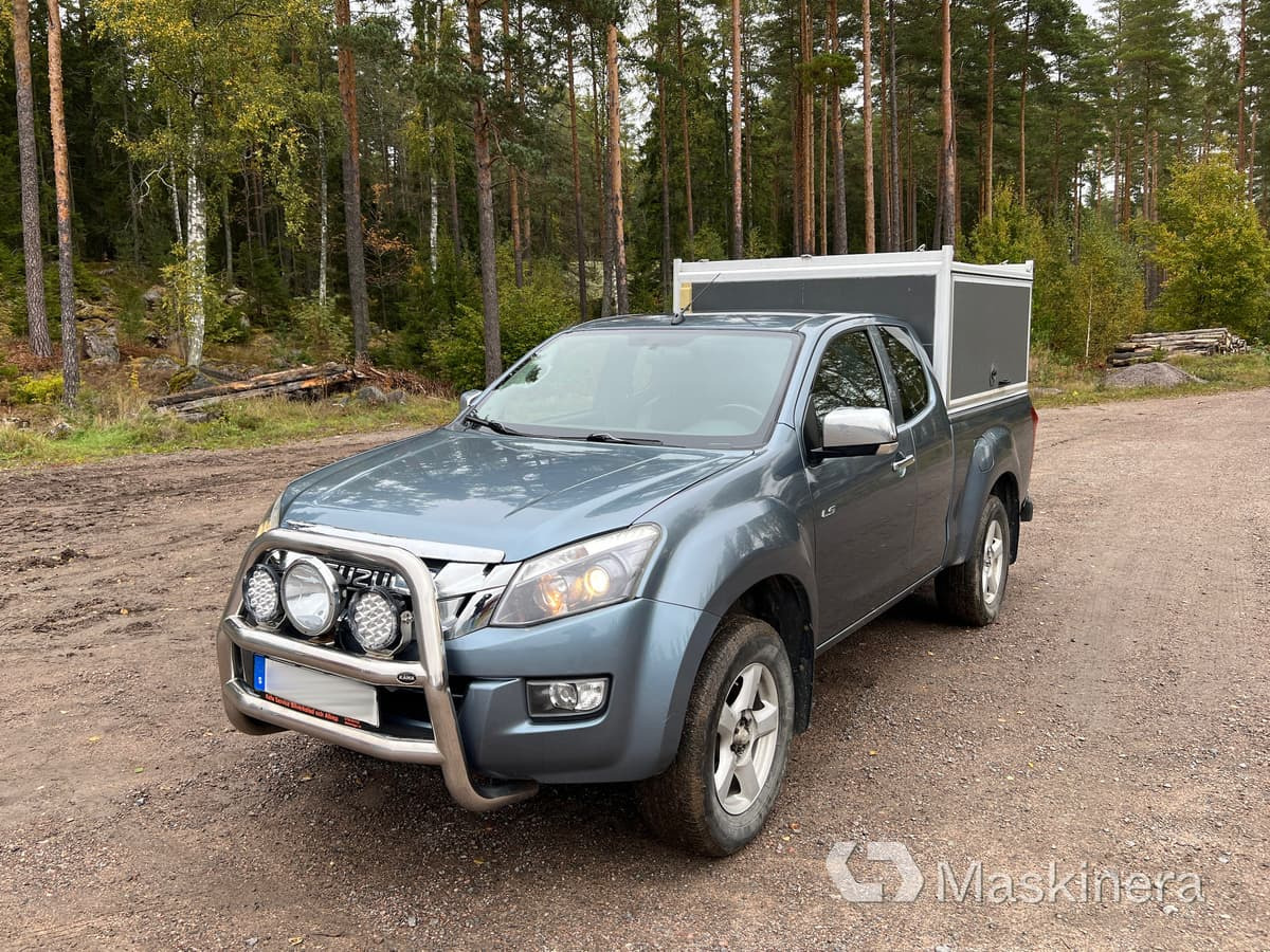 Pickup Isuzu D-Max Space Cab 2.5 TD - Gesloten bestelwagen: afbeelding 1 Pickup Isuzu D-Max Space Cab 2.5 TD - Gesloten bestelwagen: afbeelding 1