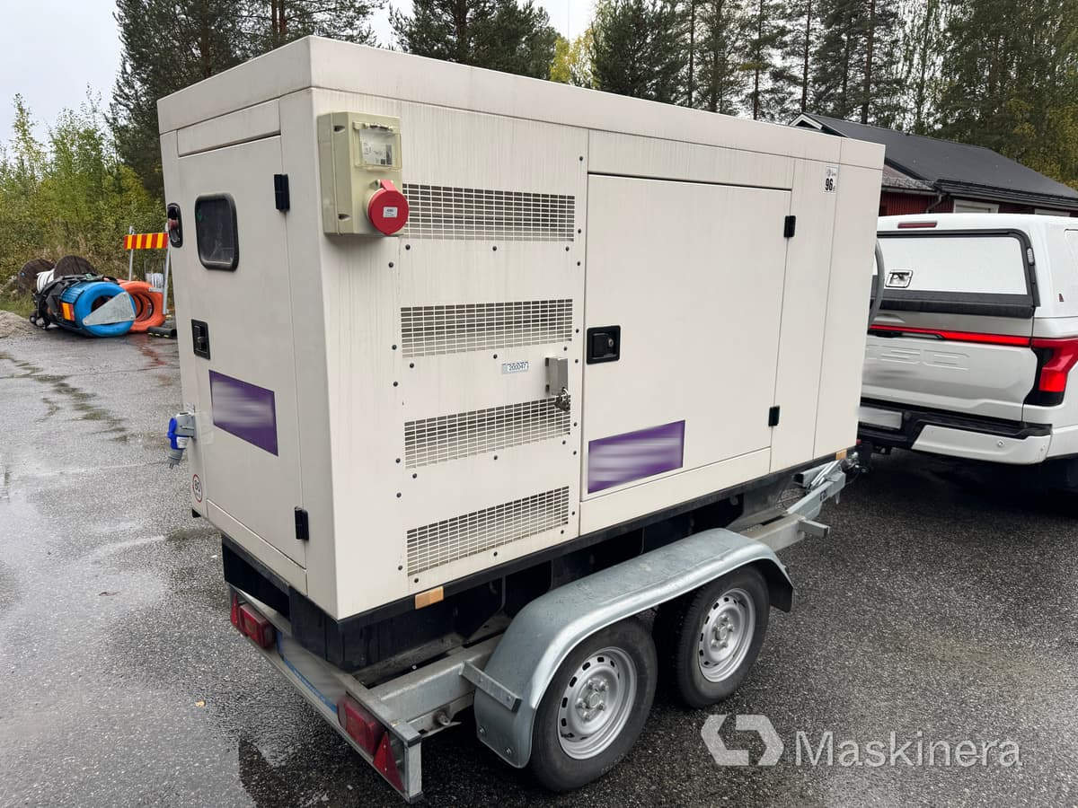 Rekotrailer FCP24-2060 Mobilt elverk 100kVA, Skandinaviska kraftprodukter (Repobjekt) - Industrie generator: afbeelding 3 Rekotrailer FCP24-2060 Mobilt elverk 100kVA, Skandinaviska kraftprodukter (Repobjekt) - Industrie generator: afbeelding 3