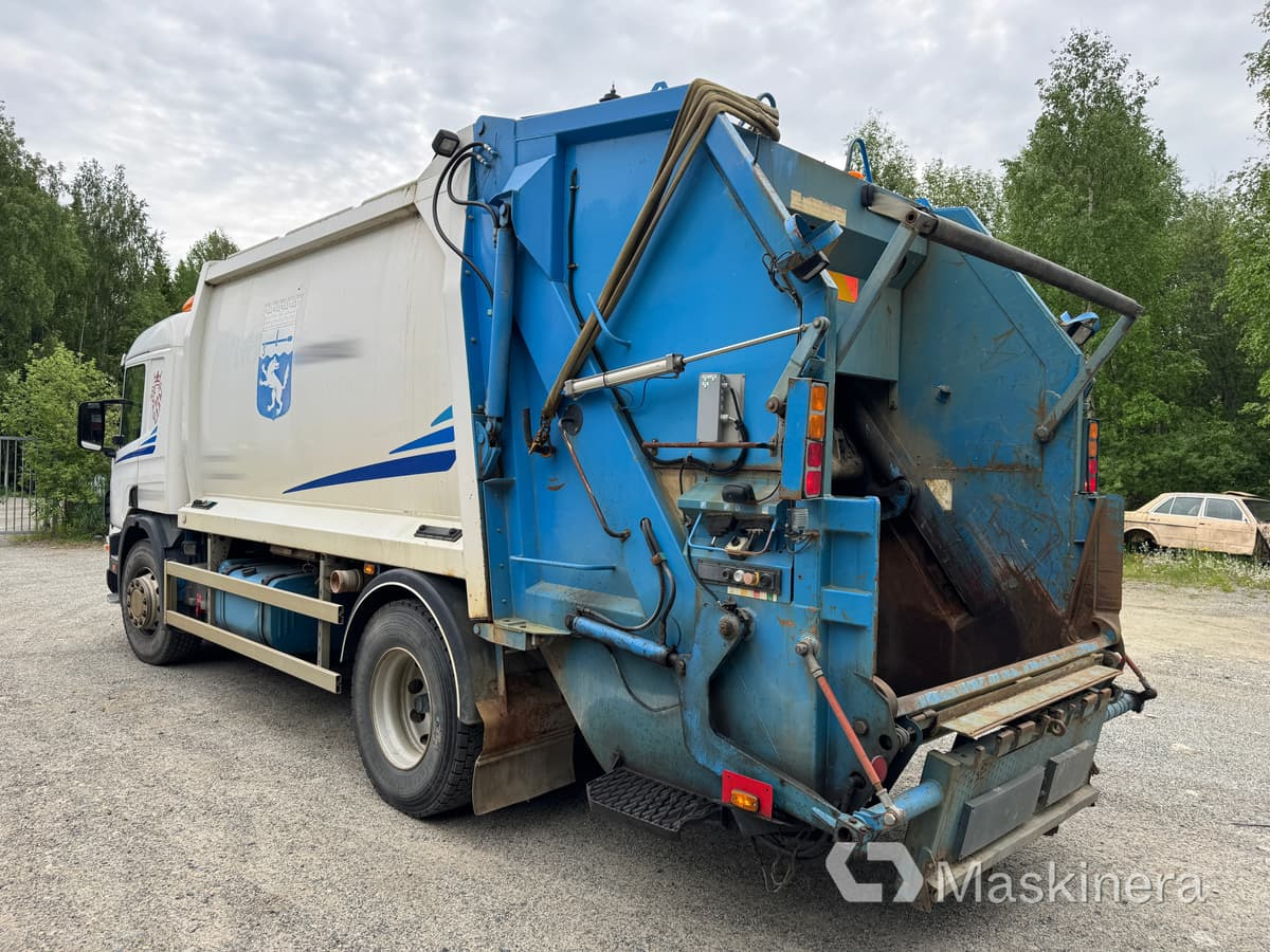 Scania P94DB 4X2 NA 230 Sopbil Scania P94DB 4X2 Baklastare - Vuilniswagen: afbeelding 3 Scania P94DB 4X2 NA 230 Sopbil Scania P94DB 4X2 Baklastare - Vuilniswagen: afbeelding 3