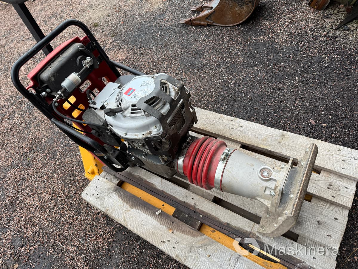 Stamp Swepac T84 - Trilplaat: afbeelding 4 Stamp Swepac T84 - Trilplaat: afbeelding 4