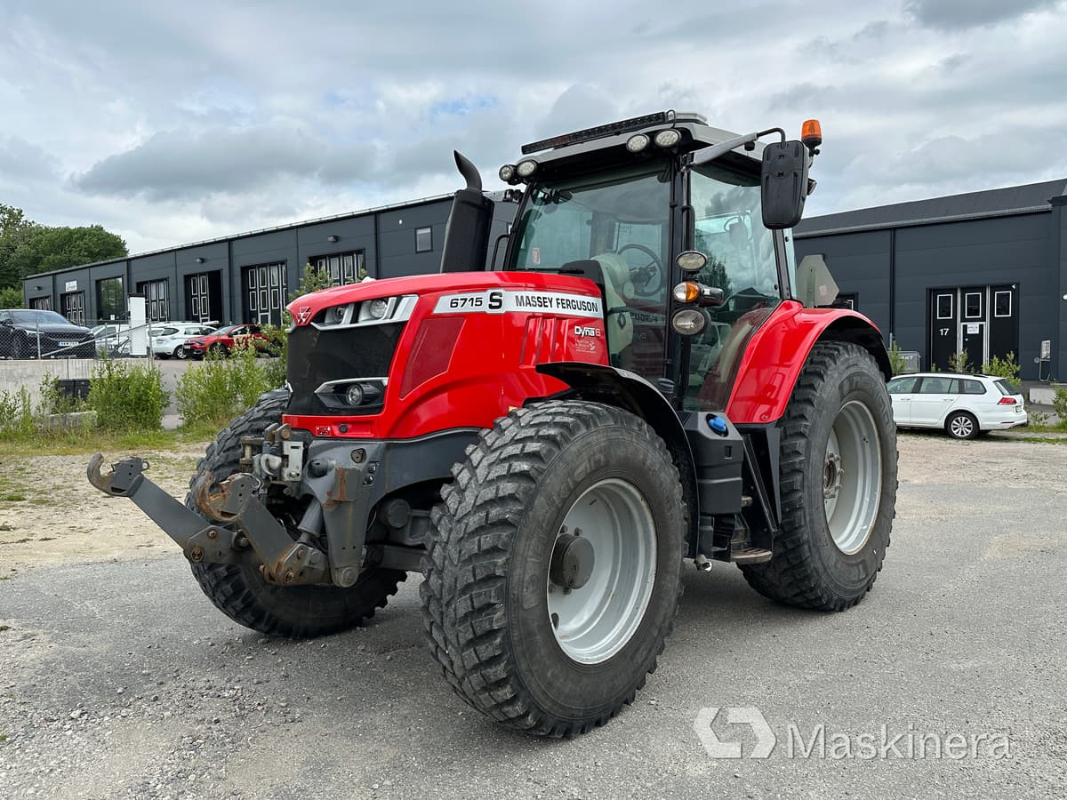 Traktor Massey Fergusson MF 6715 S + Bigab 10-14 G2 - Tractor: afbeelding 1 Traktor Massey Fergusson MF 6715 S + Bigab 10-14 G2 - Tractor: afbeelding 1