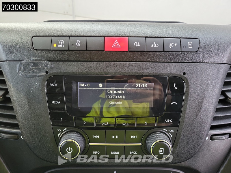 Leasing Iveco Daily 35C16 Laadklep Dubbellucht Bakwagen 160PK Airco Euro6 Meubelbak Koffer Airco Iveco Daily 35C16 Laadklep Dubbellucht Bakwagen 160PK Airco Euro6 Meubelbak Koffer Airco: afbeelding 12 Leasing Iveco Daily 35C16 Laadklep Dubbellucht Bakwagen 160PK Airco Euro6 Meubelbak Koffer Airco Iveco Daily 35C16 Laadklep Dubbellucht Bakwagen 160PK Airco Euro6 Meubelbak Koffer Airco: afbeelding 12