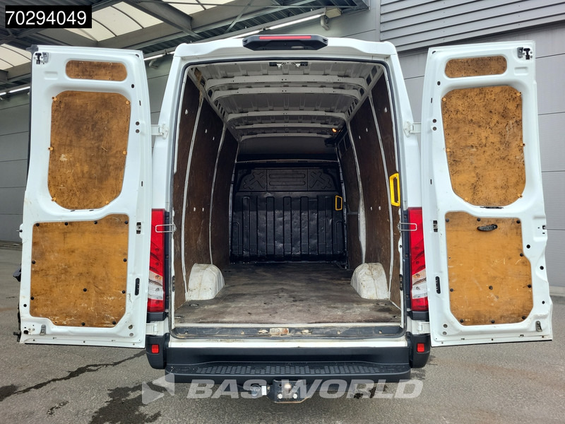 Iveco Daily 35S14 Automaat L2H2 3,5t Trekhaak LED Airco Cruise Camera Euro6 L2 12m3 Airco Trekhaak Cruise control - Gesloten bestelwagen: afbeelding 3 Iveco Daily 35S14 Automaat L2H2 3,5t Trekhaak LED Airco Cruise Camera Euro6 L2 12m3 Airco Trekhaak Cruise control - Gesloten bestelwagen: afbeelding 3