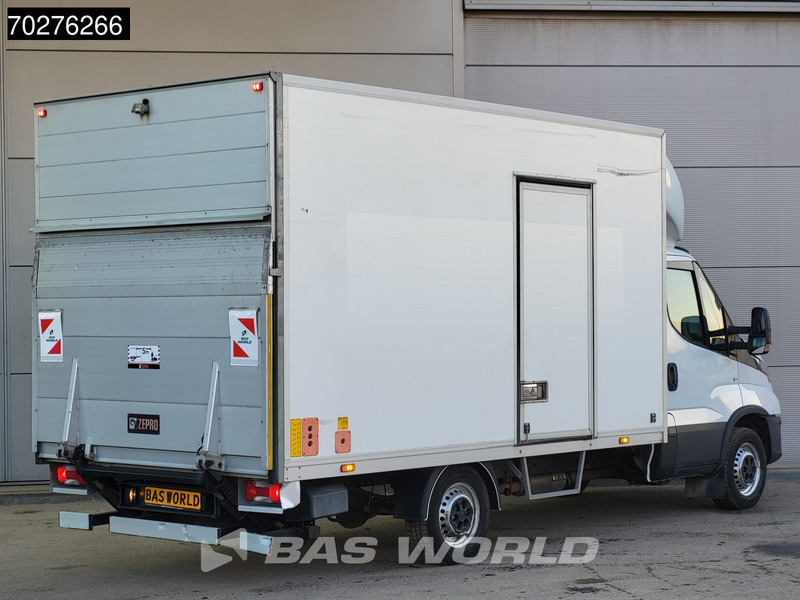 Iveco Daily 35S14 Automaat Laadklep Bakwagen Zijdeur Airco Cruise Meubelbak Koffer Airco Cruise control - Bestelwagen gesloten laadbak: afbeelding 5 Iveco Daily 35S14 Automaat Laadklep Bakwagen Zijdeur Airco Cruise Meubelbak Koffer Airco Cruise control - Bestelwagen gesloten laadbak: afbeelding 5