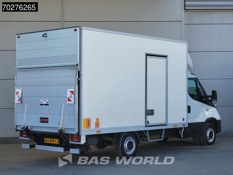 Iveco Daily 35S14 Automaat Laadklep Zijdeur Bakwagen Airco Cruise Camera Euro6 Meubelbak Koffer Airco Cruise control - Bestelwagen gesloten laadbak: afbeelding 5 Iveco Daily 35S14 Automaat Laadklep Zijdeur Bakwagen Airco Cruise Camera Euro6 Meubelbak Koffer Airco Cruise control - Bestelwagen gesloten laadbak: afbeelding 5
