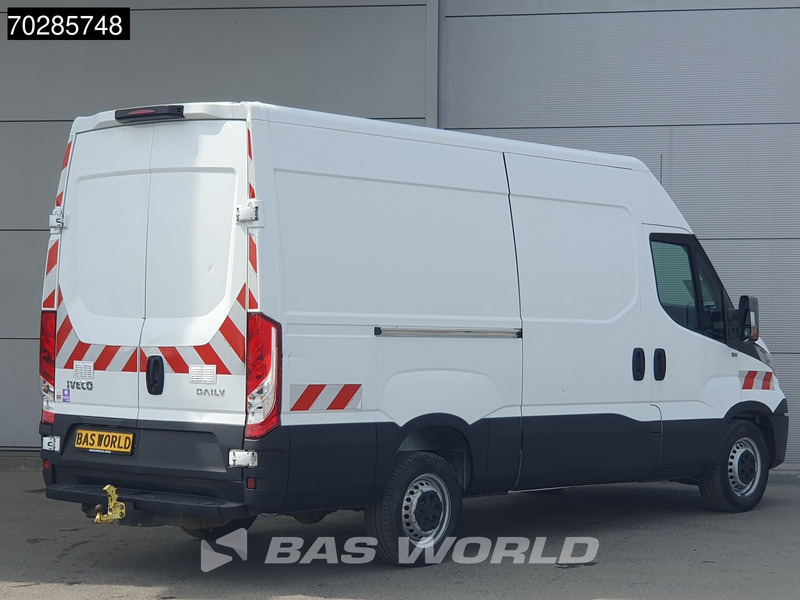 Iveco Daily 35S15 L2H2 3,5t Trekhaak Airco Euro6 L2 12m3 Airco Trekhaak - Gesloten bestelwagen: afbeelding 5 Iveco Daily 35S15 L2H2 3,5t Trekhaak Airco Euro6 L2 12m3 Airco Trekhaak - Gesloten bestelwagen: afbeelding 5