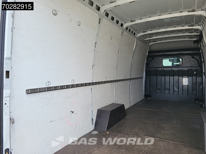 Iveco Daily 35S16 Automaat 160PK L3H2 Camera Airco Parkeersensoren L4H2 16m3 Airco - Gesloten bestelwagen: afbeelding 5 Iveco Daily 35S16 Automaat 160PK L3H2 Camera Airco Parkeersensoren L4H2 16m3 Airco - Gesloten bestelwagen: afbeelding 5