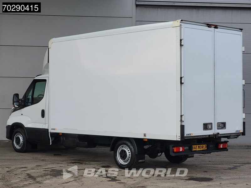 Iveco Daily 35S16 Automaat Bakwagen Achterdeuren 160PK Airco Camera Euro6 Meubelbak Koffer 21m3 Airco - Bestelwagen gesloten laadbak: afbeelding 2 Iveco Daily 35S16 Automaat Bakwagen Achterdeuren 160PK Airco Camera Euro6 Meubelbak Koffer 21m3 Airco - Bestelwagen gesloten laadbak: afbeelding 2