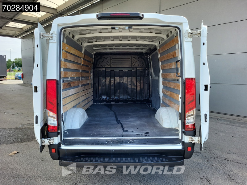 Iveco Daily 35S18 3.0L Automaat 180PK Airco Cruise 3,5t Trekgewicht Euro6 APK 05-2026 9m3 Airco Cruise control - Gesloten bestelwagen: afbeelding 3 Iveco Daily 35S18 3.0L Automaat 180PK Airco Cruise 3,5t Trekgewicht Euro6 APK 05-2026 9m3 Airco Cruise control - Gesloten bestelwagen: afbeelding 3