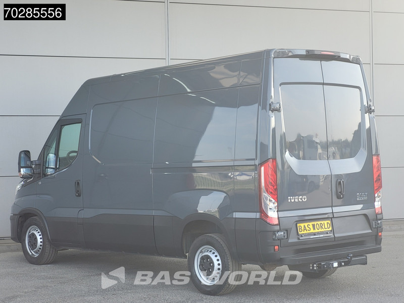 Iveco Daily 35S18 3.0L Automaat L2H2 3,5t Trekhaak LED Navi Airco Cruise Camera Euro6 L2 11m3 Airco Trekhaak Cruise control - Gesloten bestelwagen: afbeelding 2 Iveco Daily 35S18 3.0L Automaat L2H2 3,5t Trekhaak LED Navi Airco Cruise Camera Euro6 L2 11m3 Airco Trekhaak Cruise control - Gesloten bestelwagen: afbeelding 2