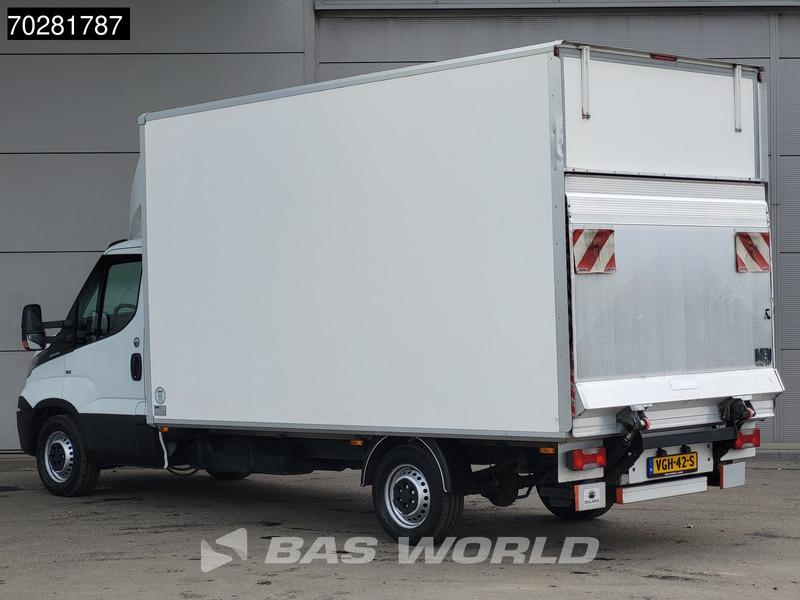 Iveco Daily 35S18 3.0L Laadklep Bakwagen Airco Lat om Lat Euro6 Meubelbak Koffer 20m3 Airco - Bestelwagen gesloten laadbak: afbeelding 2 Iveco Daily 35S18 3.0L Laadklep Bakwagen Airco Lat om Lat Euro6 Meubelbak Koffer 20m3 Airco - Bestelwagen gesloten laadbak: afbeelding 2