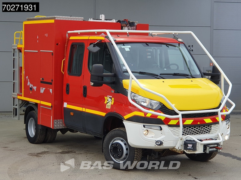 Iveco Daily 70C17 4x4 Achleitner Firetruck Brandweerwagen AWD Allrad Camper 1200liter Airco Dubbel cabine Trekhaak Cruise control - Ambulance: afbeelding 3 Iveco Daily 70C17 4x4 Achleitner Firetruck Brandweerwagen AWD Allrad Camper 1200liter Airco Dubbel cabine Trekhaak Cruise control - Ambulance: afbeelding 3