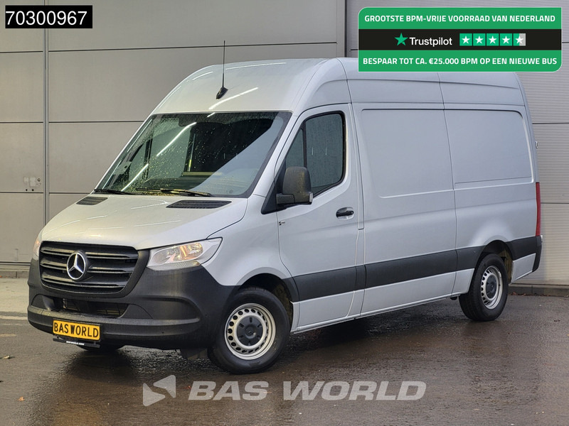 Mercedes-Benz Sprinter 315 CDI Automaat L2H2 150PK Airco Camera Parkeersensoren MBUX CarPlay Euro6 L2 Airco - Kleine bestelwagen: afbeelding 1 Mercedes-Benz Sprinter 315 CDI Automaat L2H2 150PK Airco Camera Parkeersensoren MBUX CarPlay Euro6 L2 Airco - Kleine bestelwagen: afbeelding 1