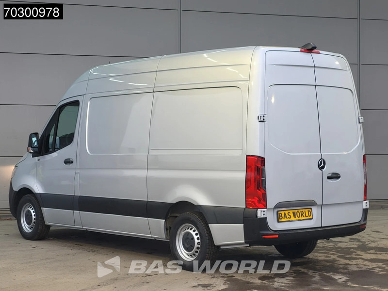 Mercedes-Benz Sprinter 315 CDI Automaat L2H2 150PK Airco Camera Parkeersensoren MBUX CarPlay Euro6 L2 Airco - Kleine bestelwagen: afbeelding 2 Mercedes-Benz Sprinter 315 CDI Automaat L2H2 150PK Airco Camera Parkeersensoren MBUX CarPlay Euro6 L2 Airco - Kleine bestelwagen: afbeelding 2