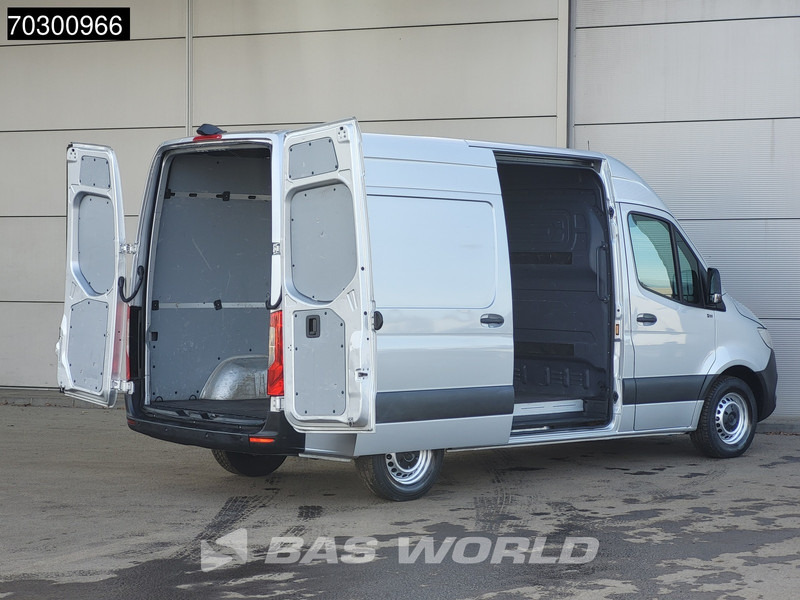 Mercedes-Benz Sprinter 315 CDI Automaat L2H2 150PK Airco Camera Parkeersensoren MBUX CarPlay Euro6 L2 Airco - Kleine bestelwagen: afbeelding 3 Mercedes-Benz Sprinter 315 CDI Automaat L2H2 150PK Airco Camera Parkeersensoren MBUX CarPlay Euro6 L2 Airco - Kleine bestelwagen: afbeelding 3
