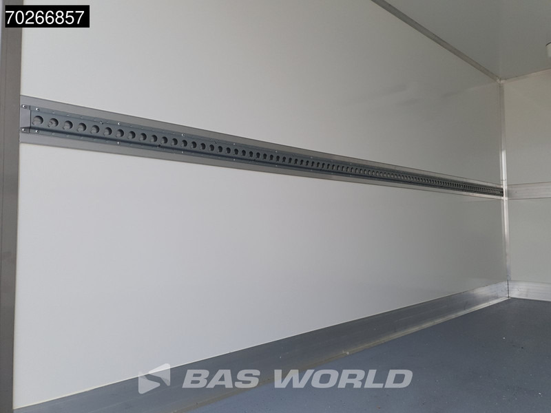 Mercedes-Benz Sprinter 315 CDI Koelwagen Achterdeuren Thermo King C-250 Airco MBUX Koel Koeler Kühl Kühler Kühlwagen Kühlkoffer 17m3 Airco Cruise contr - Koelwagen: afbeelding 5 Mercedes-Benz Sprinter 315 CDI Koelwagen Achterdeuren Thermo King C-250 Airco MBUX Koel Koeler Kühl Kühler Kühlwagen Kühlkoffer 17m3 Airco Cruise contr - Koelwagen: afbeelding 5