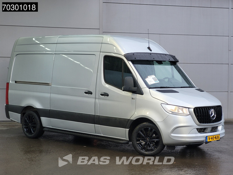 Mercedes-Benz Sprinter 315 CDI Special Edition Automaat L2H2 Trekhaak 150PK Airco Camera Parkeersensoren MBUX CarPlay Euro6 L2 12m3 Airco - Kleine bestelwagen: afbeelding 5 Mercedes-Benz Sprinter 315 CDI Special Edition Automaat L2H2 Trekhaak 150PK Airco Camera Parkeersensoren MBUX CarPlay Euro6 L2 12m3 Airco - Kleine bestelwagen: afbeelding 5