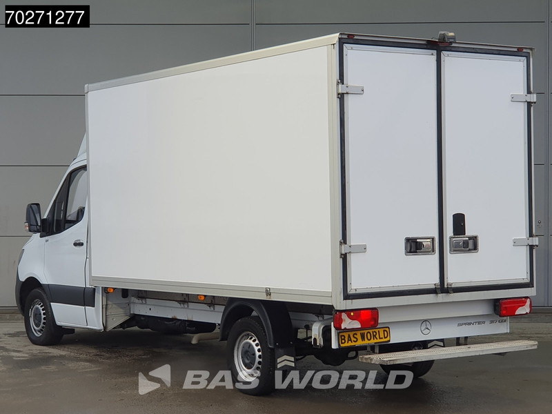 Mercedes-Benz Sprinter 317 CDI Koelwagen Automaat Carrier Xarios 350 230V stekker Cruise Airco Camera Koel Kühlkoffer Koeler Bakwagen 17m3 Airco Cruise - Koelwagen: afbeelding 2 Mercedes-Benz Sprinter 317 CDI Koelwagen Automaat Carrier Xarios 350 230V stekker Cruise Airco Camera Koel Kühlkoffer Koeler Bakwagen 17m3 Airco Cruise - Koelwagen: afbeelding 2