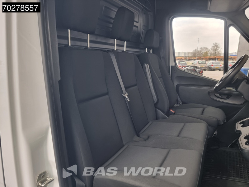 Gesloten bestelwagen Mercedes-Benz Sprinter 319 CDI 3.0L Automaat V6 L2H2 3,5t Trekhaak Navi LED Airco Cruise Camera MBUX L2 10m3 Airco Trekhaak Cruise control: afbeelding 12