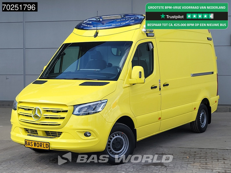 Mercedes-Benz Sprinter 319 CDI Automaat L2H2 New! Ambulance Ziekenwagen Rettungswagen Krankenwagen 10m3 Airco Cruise control - Ambulance: afbeelding 1 Mercedes-Benz Sprinter 319 CDI Automaat L2H2 New! Ambulance Ziekenwagen Rettungswagen Krankenwagen 10m3 Airco Cruise control - Ambulance: afbeelding 1