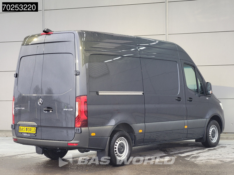 Mercedes-Benz Sprinter 319 CDI Automaat L2H2 model 2025 Camera MBUX LED Airco Cruise 10m3 Airco Cruise control - Gesloten bestelwagen: afbeelding 5 Mercedes-Benz Sprinter 319 CDI Automaat L2H2 model 2025 Camera MBUX LED Airco Cruise 10m3 Airco Cruise control - Gesloten bestelwagen: afbeelding 5